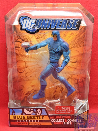 Classics Wave 7 Blue Beetle Figure 3