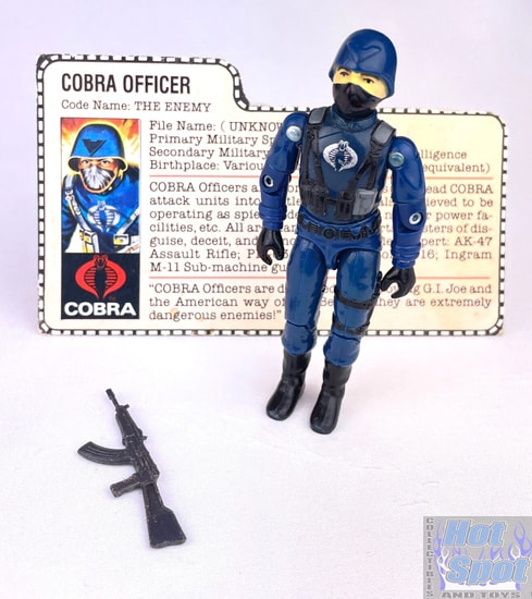 1982 '83 Cobra Officer Weapons & Accessories
