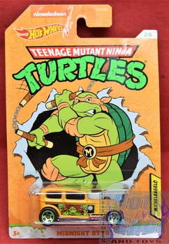 TMNT Michelangelo Midnight Otto 2/5