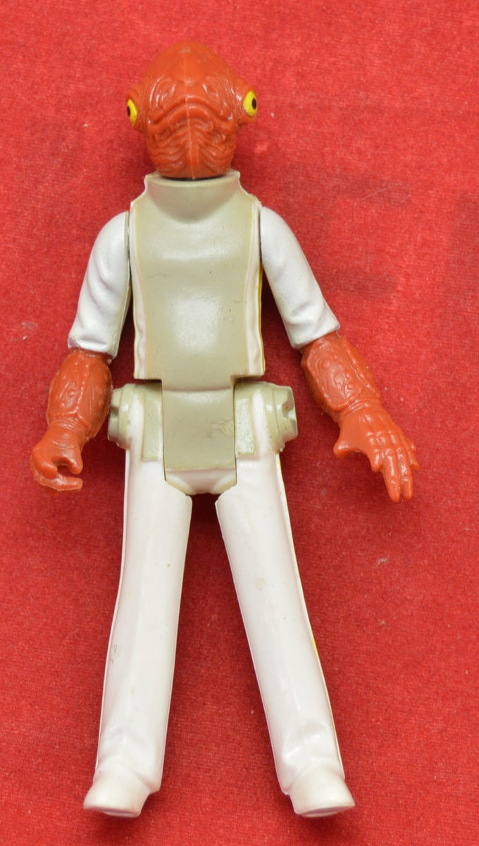 admiral ackbar statue