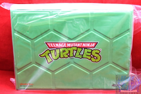 TMNT 24 Figure Carry Case w/ Exclusive Metallic Michelangelo