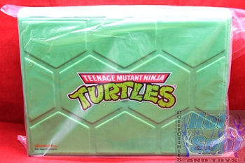 TMNT 24 Figure Carry Case w/ Exclusive Metallic Michelangelo