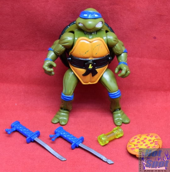 1992 Mutations Mutatin' Leonardo Weapons and Accessories