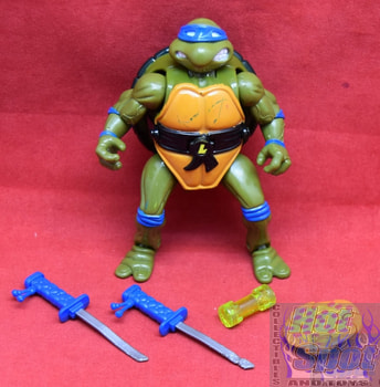 1992 Mutations Mutatin' Leonardo Weapons and Accessories