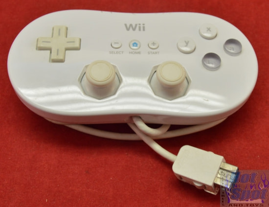 Wii White Controller (w/Cord)