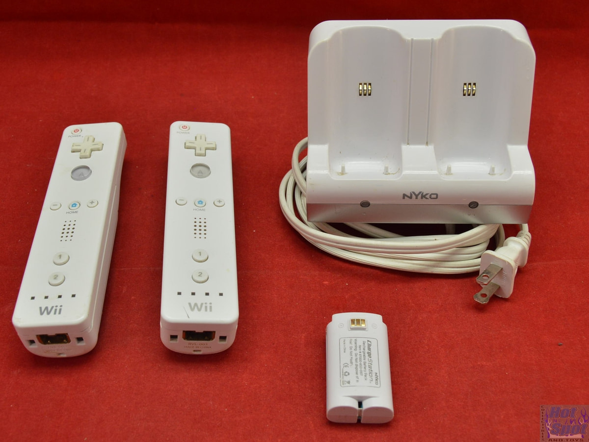 Hot Spot Collectibles and Toys Wii Nyko Wireless Remote with White